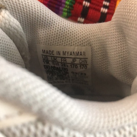 ADIDAS - Picture 5 of 6